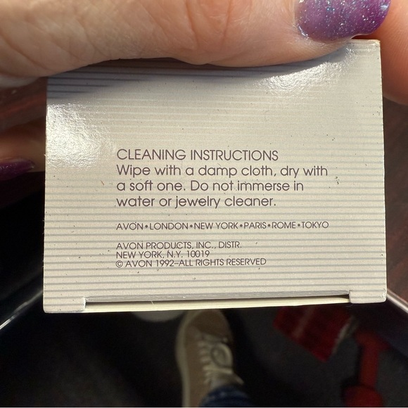 Avon “Antique Moments Pendant”Goldtone/Purple Layered Necklace NIB 1992 - Picture 4 of 7